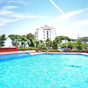Renovado, Luminoso Y Confortable Loft Con Piscina , La Pineda España